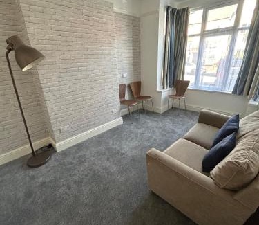 Erdington Apartment | Spotless Ground Floor Apartment