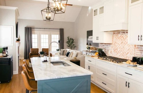 Belle Meade House | Sprawling Sylvan Park Estate