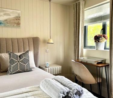 Thakeham House | Spring view