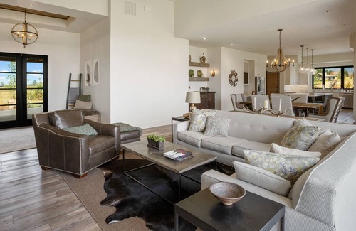 Bozeman House | Springhill Reserve Retreat - Luxury Home with Huge Gallatin Valley Views