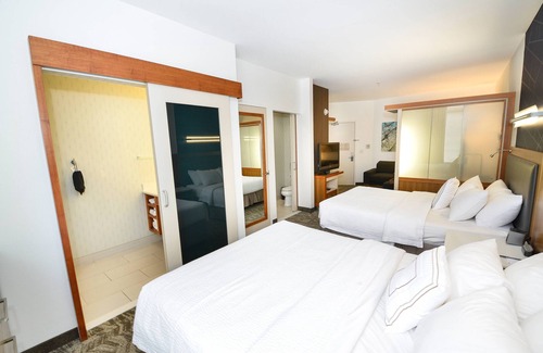Grand Forks Hotel | SpringHill Suites by Marriott Grand Forks