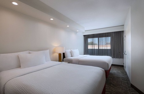 Las Colinas Hotel | SpringHill Suites by Marriott DFW Airport East/Las Colinas