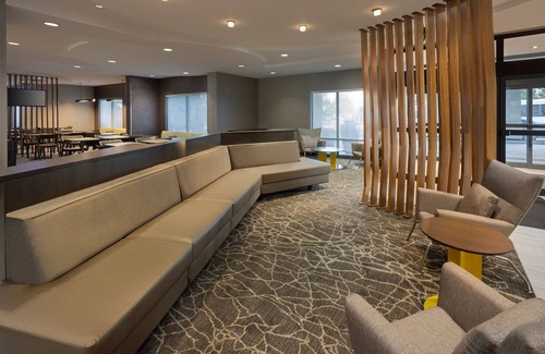 Newark Hotel | SpringHill Suites by Marriott Newark Liberty International