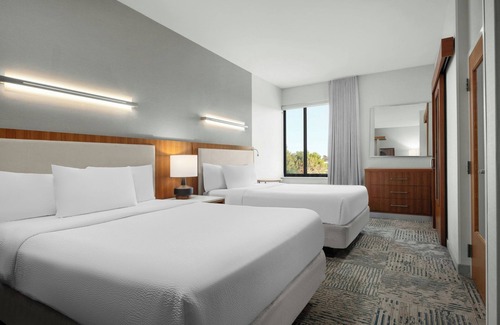 Irvine Business Complex Hotel | SpringHill Suites Irvine John Wayne Airport/Orange County