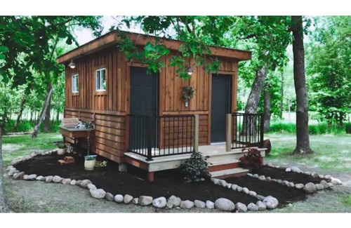 Battle Lake RV Rental | Spruce Tent at The Grove Glamping