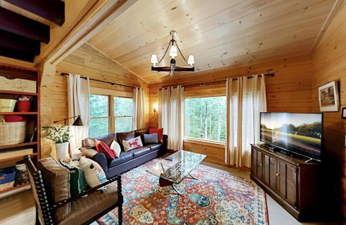 Boothbay Harbor House | Sprucewold Cabin