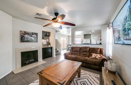 San Antonio House | Spur Boots And Seaworld Escape