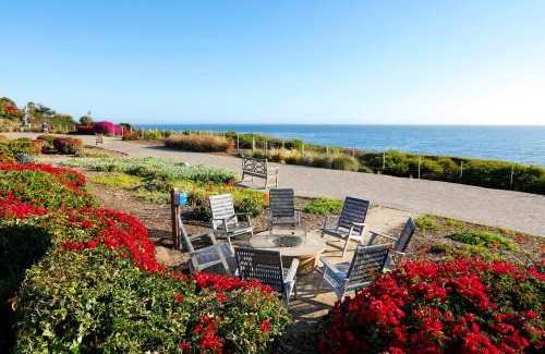 Pismo Beach Hotel | Spyglass Inn