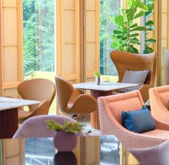 Khlong Toei Nuea Hotel | SQ Boutique Hotel