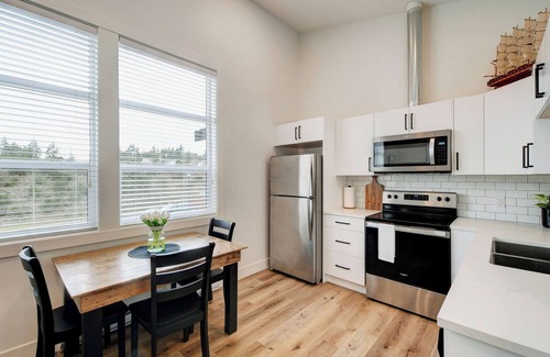 Langford Apartment | Squeaky clean brand new 2 bedroom close to major routes.