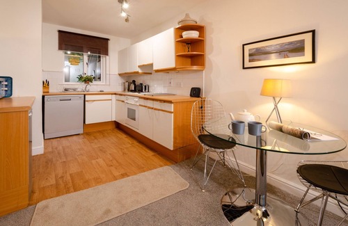 Skelwith Bridge Apartment | Squirrels - One Bedroom Apartment, Sleeps 2