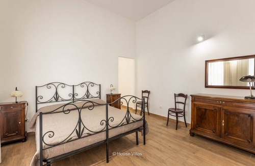 Noto Apartment | SR-F943-DUCE83AT - Ducezio Home