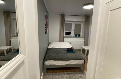Wawer Apartment | Srebrny Apartament