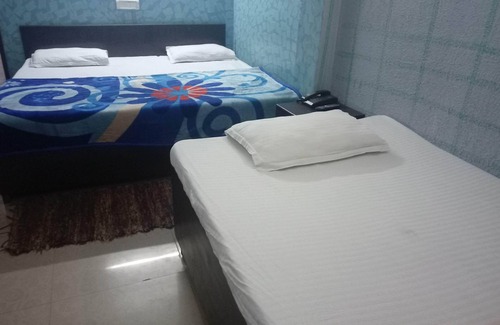 Nizamuddin East House | Sri Sai Inn