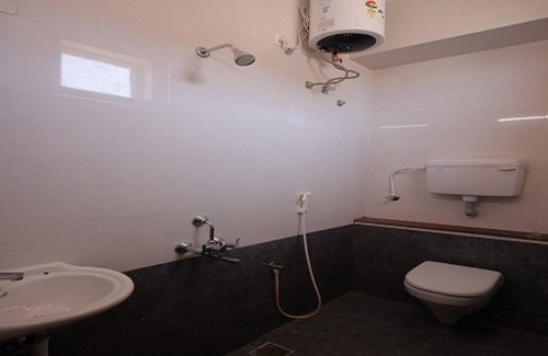 Kalapettai Hotel | Sri Srinivasa Residency
