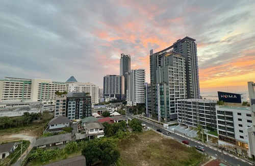 Tha Thaewawong Apartment | Sriracha Avenue