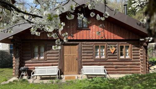 Vrchlabi Cabin | SRUB pod třešněmi - Cherry Trees Cabin
