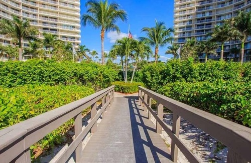 Marco Island Condo | Sst4-808 - South Seas Tower 2 Bedroom Condo by Redawning