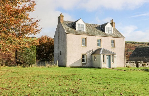 Duns House | ST AGNES, pet friendly, character holiday cottage in Duns