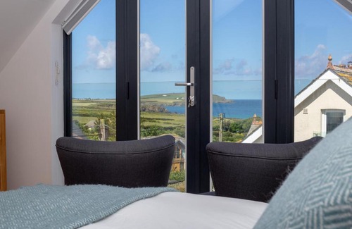 Trevone Bed & Breakfast | St Helen’s House
