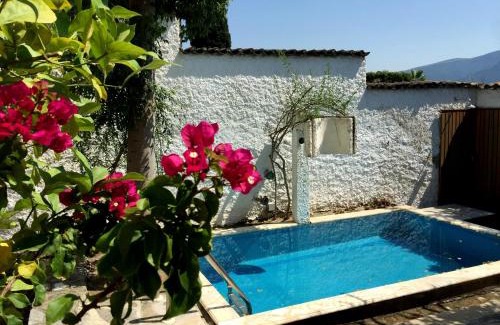 Selcuk Villa | St John's House