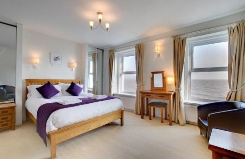 Mumbles House | St Judes