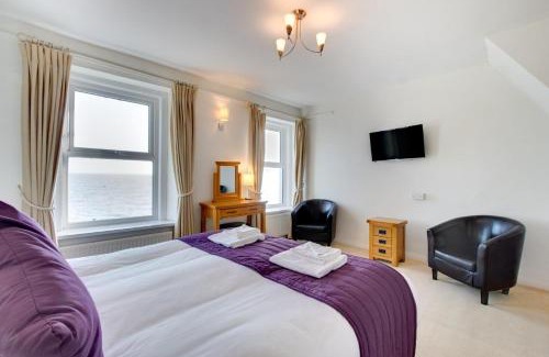 Mumbles House | St Judes