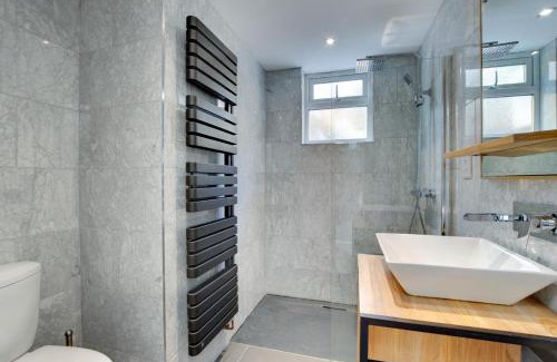 Mumbles House | St Judes
