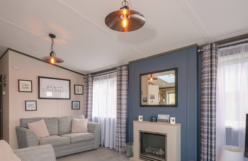 Saint Columb Major Cabin | ST MAWGAN'S COVE 20, pet friendly, with a garden in Mawgan Porth