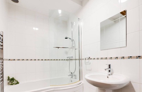 Ganllwyd House | Stabal y Gelli in the beautiful Dolgellau