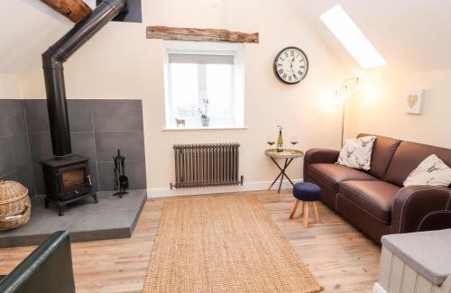 Oswestry House | Stabl, Plas Moelfre Hall Barns