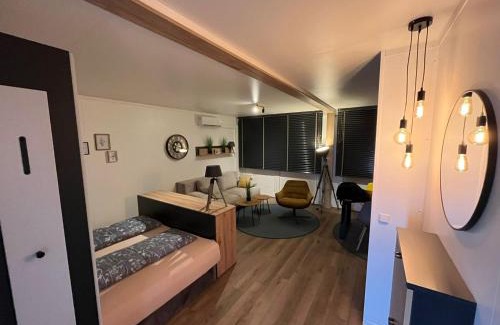 Ried im Oberinntal Apartment | Stadel Chalet Kunterbunt