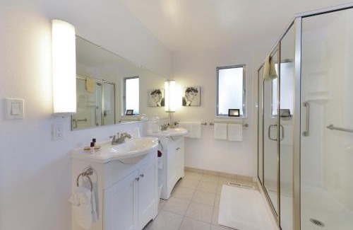 Browns Valley Hotel | Stahlecker House Inn
