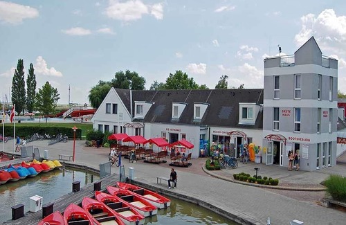 Rust Apartment | Standard Familienzimmer - Hotel am See Rust
