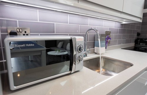 Stanmore Apartment | Stanmore Central -Penthouse Apartment With Terrace