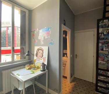 Isola del Bosco - Delle Corti Apartment | Stanza privata con bagno a 15 minuti da Duomo