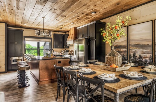 Sevierville House | Star Gazer Luxury Rooftop Cabin