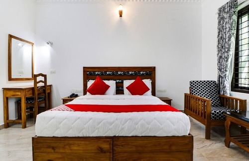Kovalam Cabin | Star Inn Plus