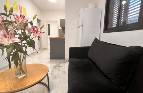Bat Yam Apartment | Star Net
