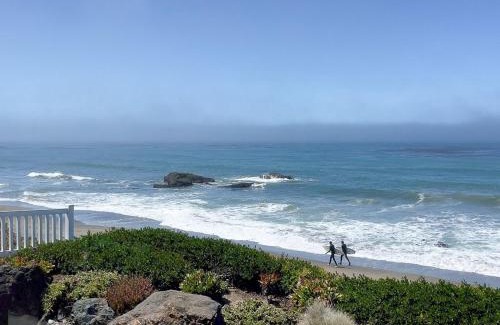 San Simeon House | Star of the Sea-Oceanfront Luxury