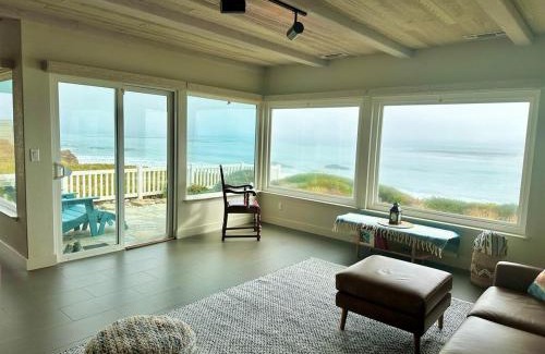 San Simeon House | Star of the Sea-Oceanfront Luxury