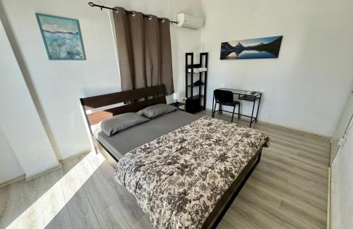 Spata-Artemida Apartment | Starfish Seaside Studio