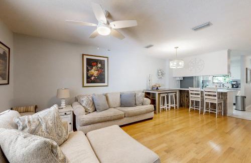 Saint Simons Island Apartment | Starfish Shores