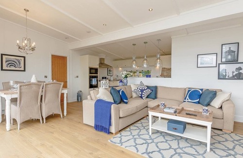 Narberth Cottage | Stargazer 2 (Sleeps 2)