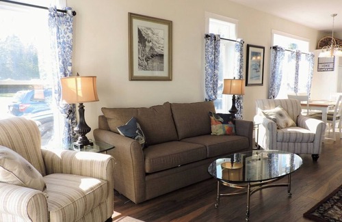 Seawall Condo | StarGazer Ocean Front Condo