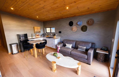 Valle House | stargazing grand canyon skylight tiny home venus