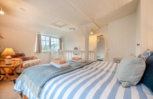 Treator House | Stargazy Snug - Padstow