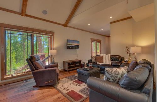 Truckee House | Starlight Retreat at Gray's Crossing