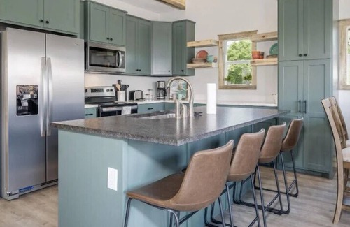 Glenwood House | Start your new “Family Tradition” at the Caddo River