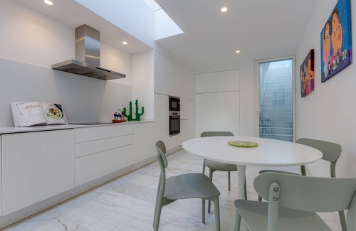 Ferragudo Villa | State of the art villa with exceptional views and pool in Ferragudo